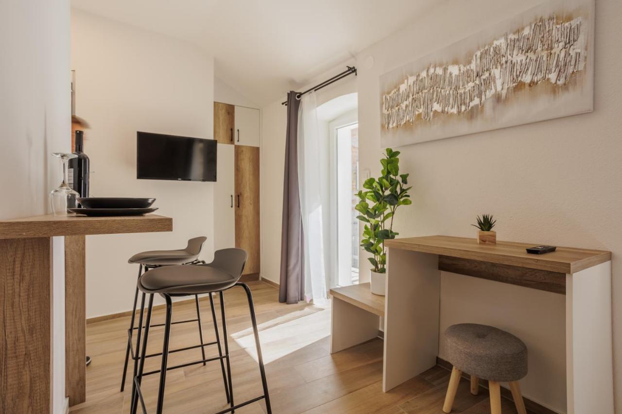 Apartments Piritus Сплит Екстериор снимка