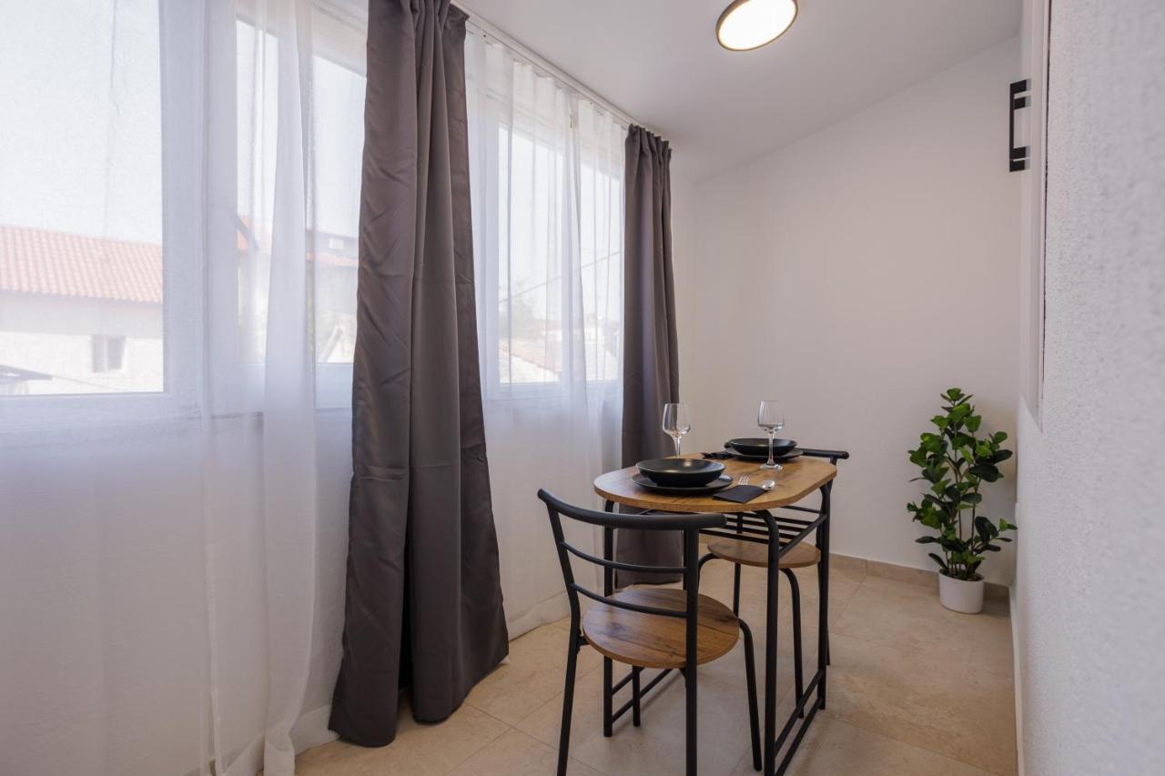 Apartments Piritus Сплит Екстериор снимка